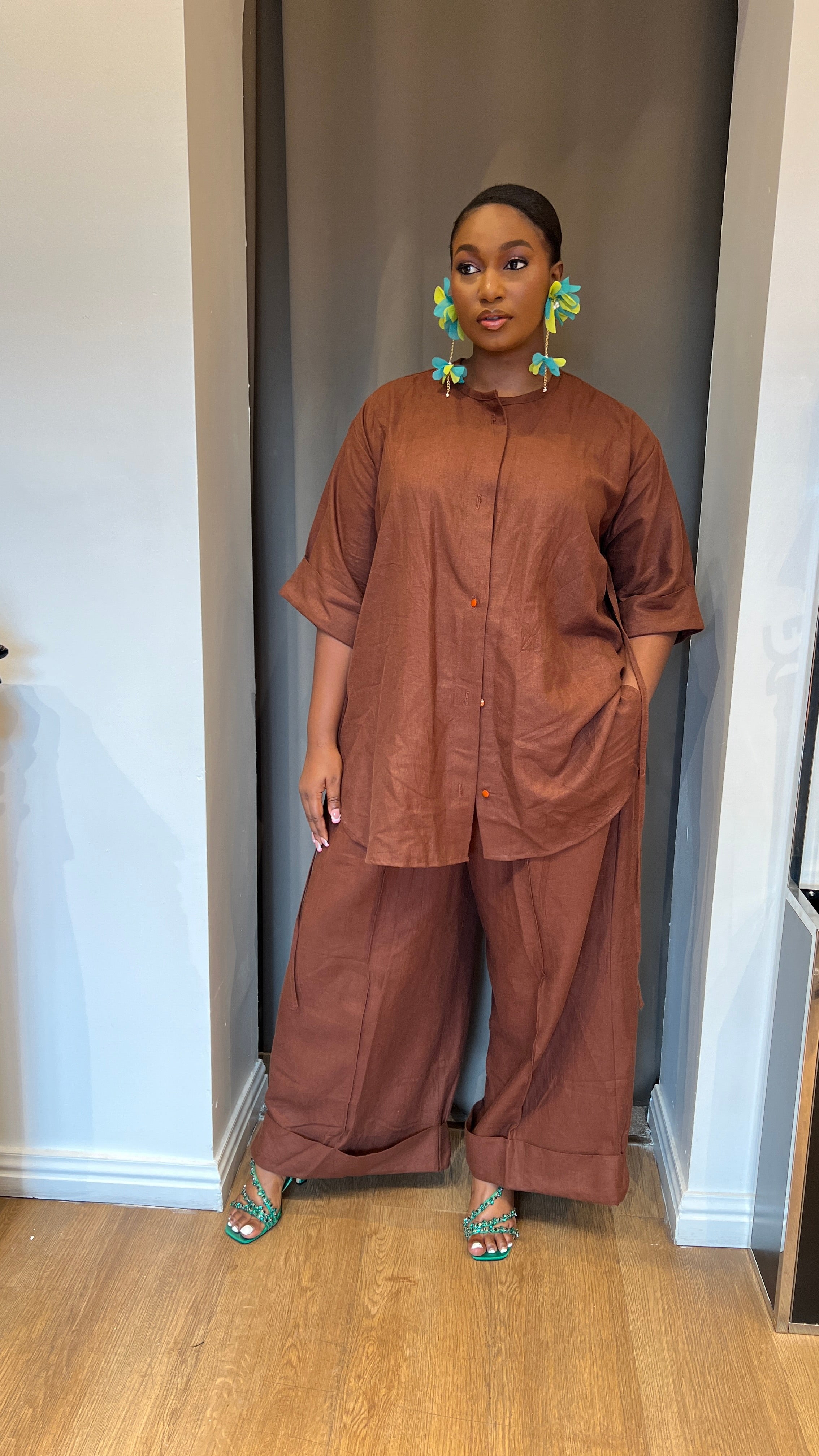 Cowl Back Linen Pant Set